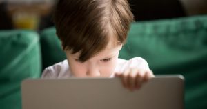 5 Best Apps to Limit Screen Time and Monitor Your Kids